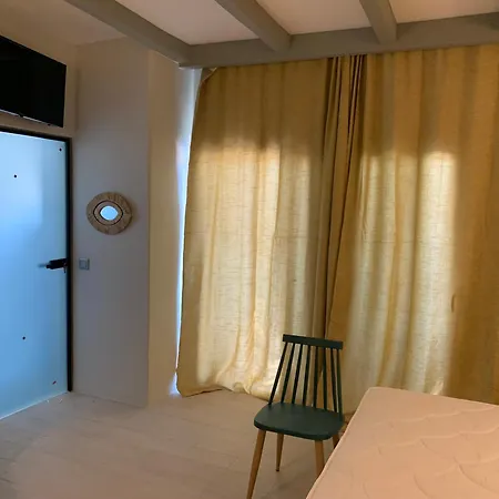 Sunset Junior Suites Agios Ioannis  Exterior photo